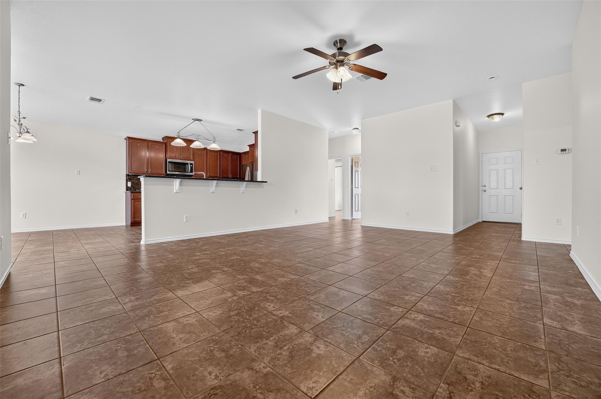 351 Foster Ln Property Photo 6