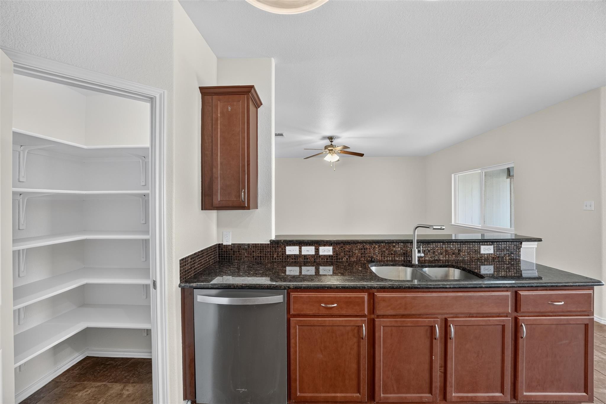 351 Foster Ln Property Photo 16
