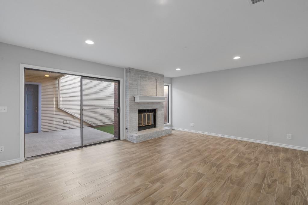 3326 Foster Ln Property Photo 11