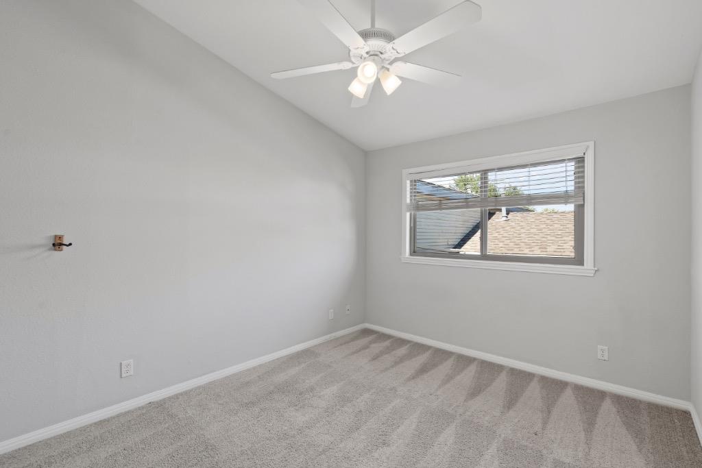 3326 Foster Ln Property Photo 20