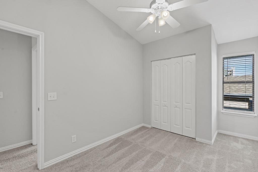 3326 Foster Ln Property Photo 23