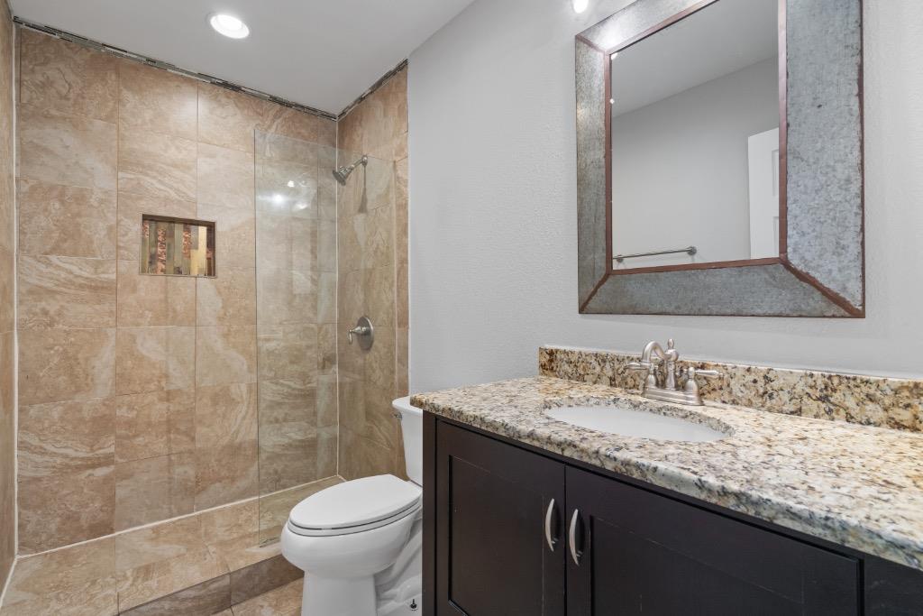 3326 Foster Ln Property Photo 25