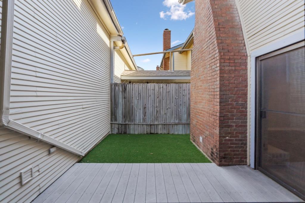 3326 Foster Ln Property Photo 28