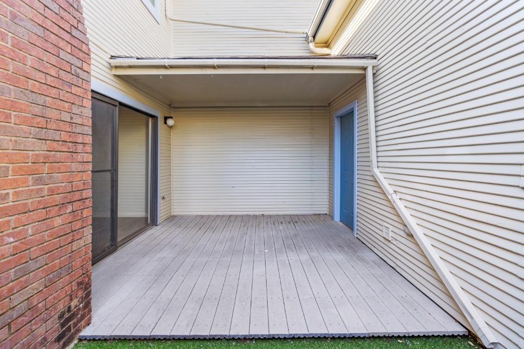 3326 Foster Ln Property Photo 29