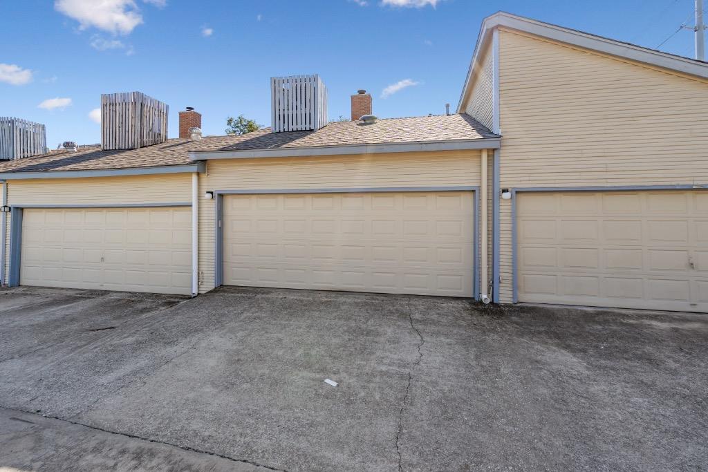 3326 Foster Ln Property Photo 30