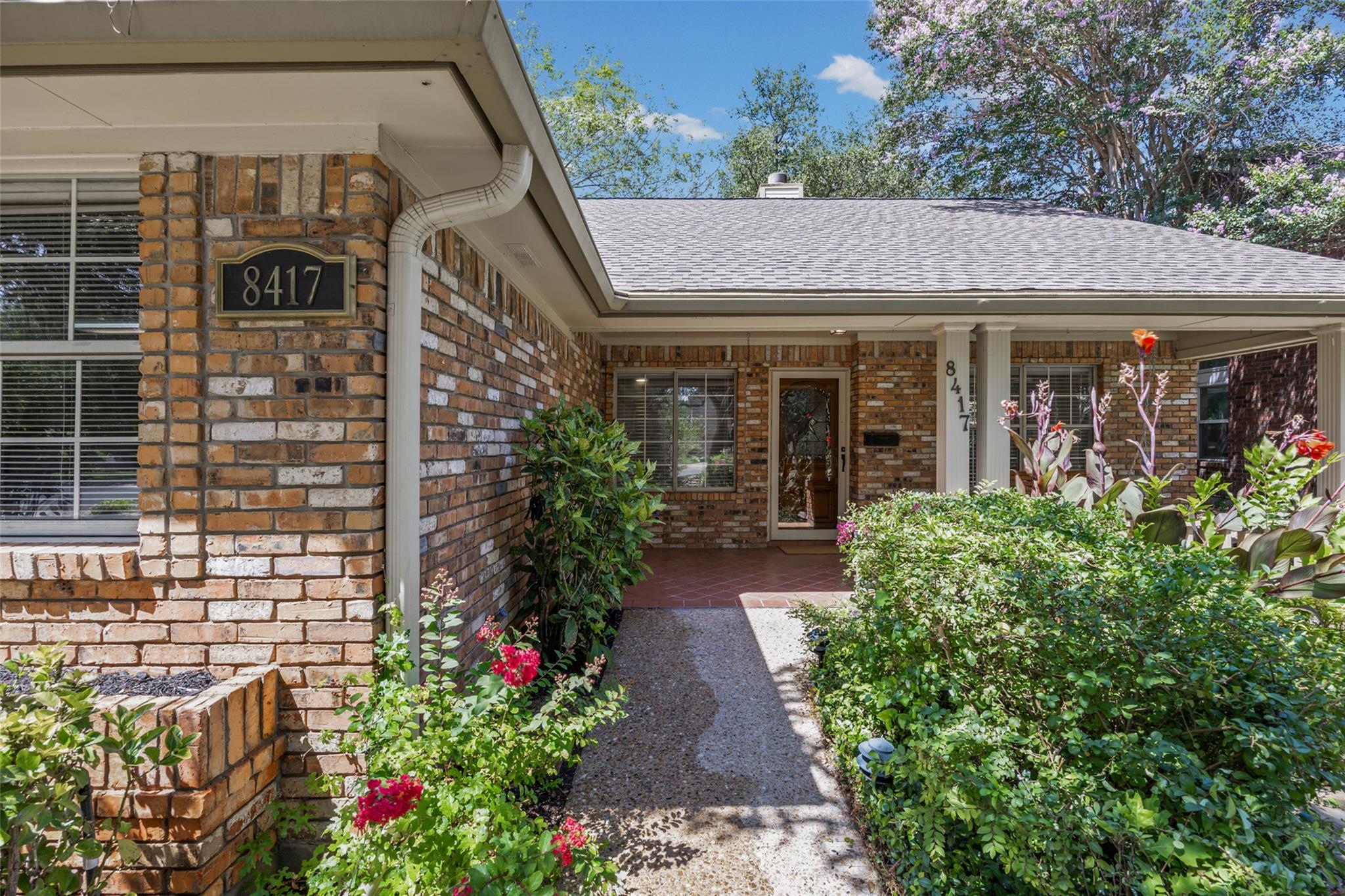 8417 Cornerwood Dr Property Photo 5
