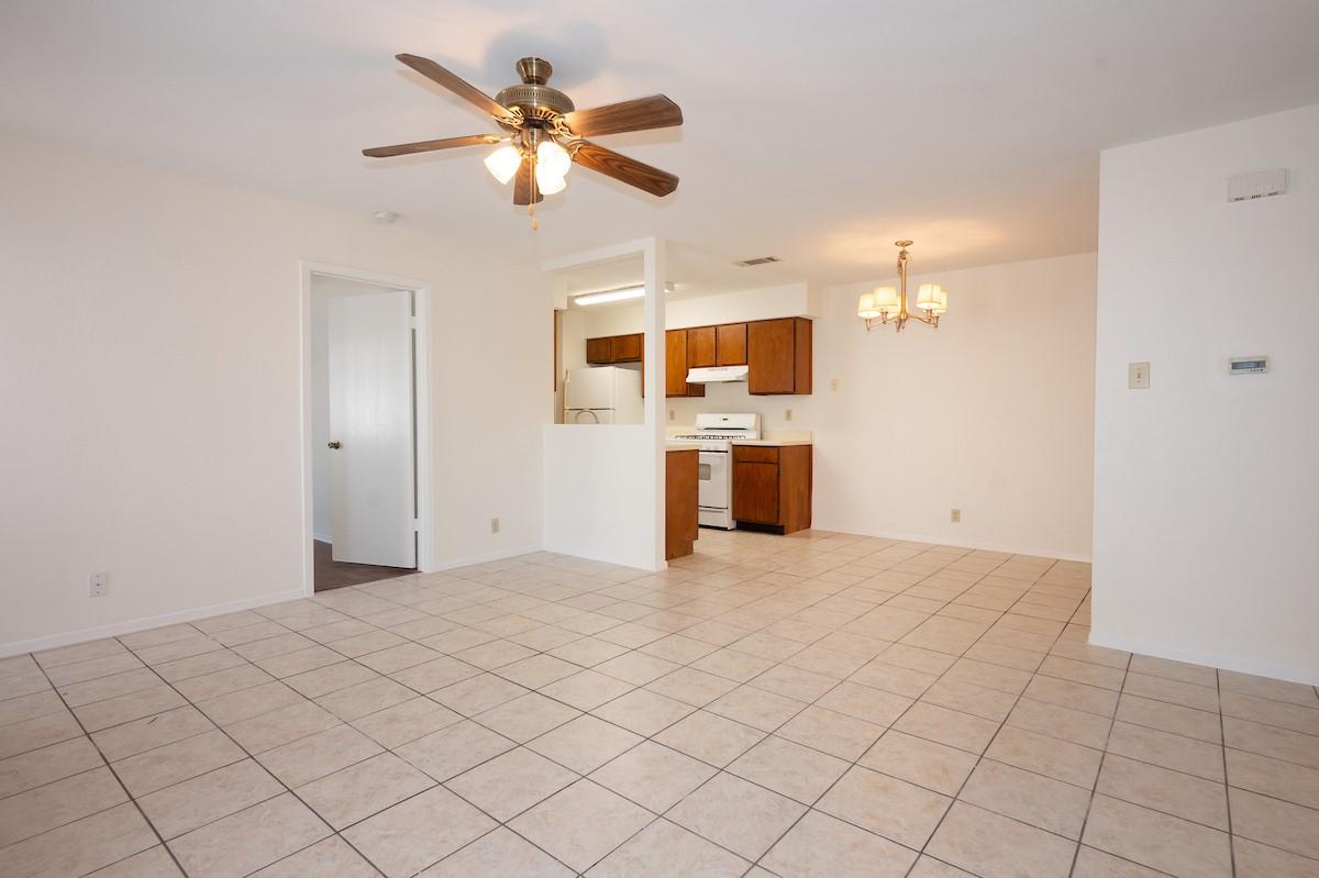 1108 Woodlief Trl Property Photo 4