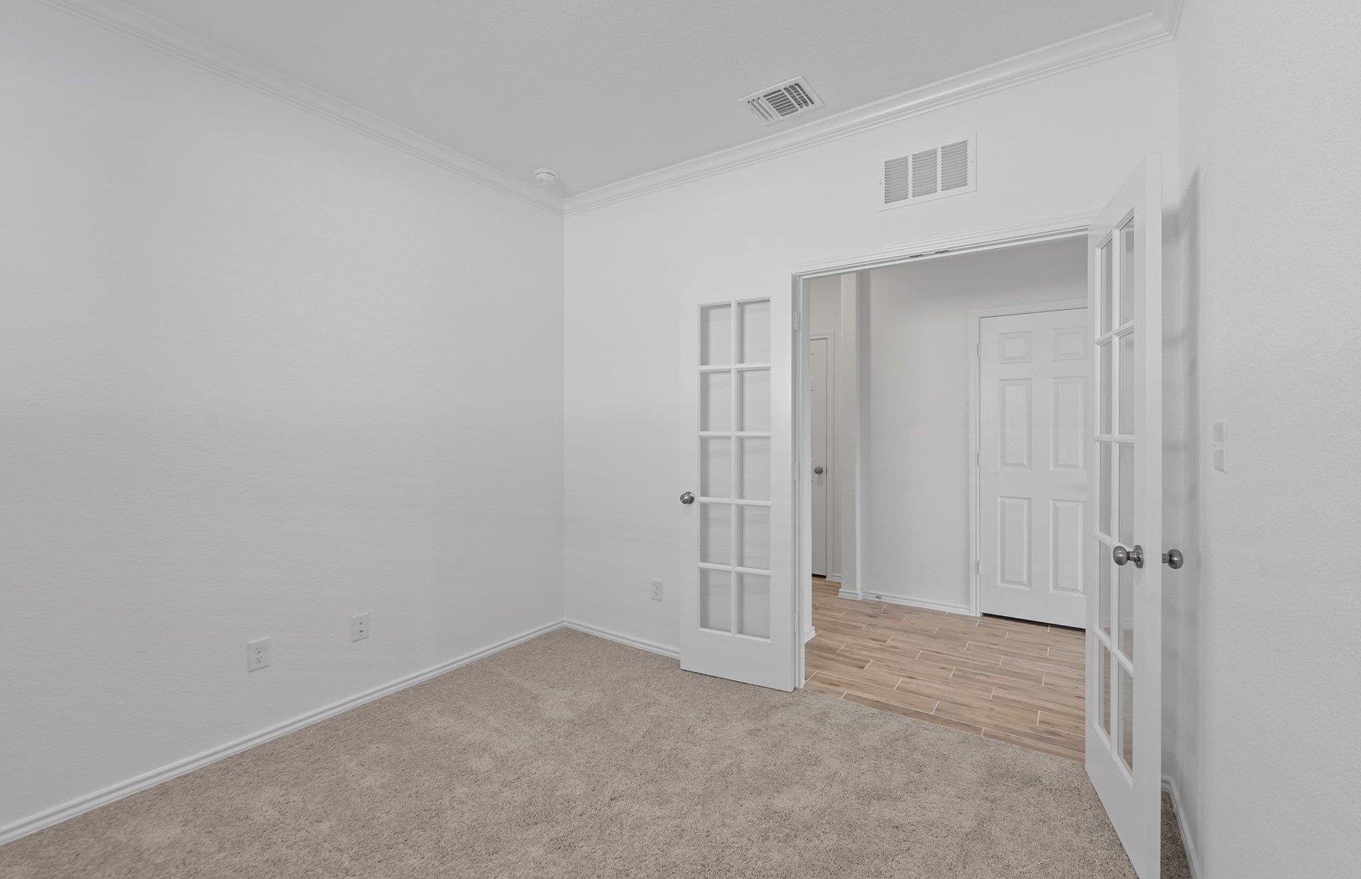 132 Ventura Dr Property Photo 14