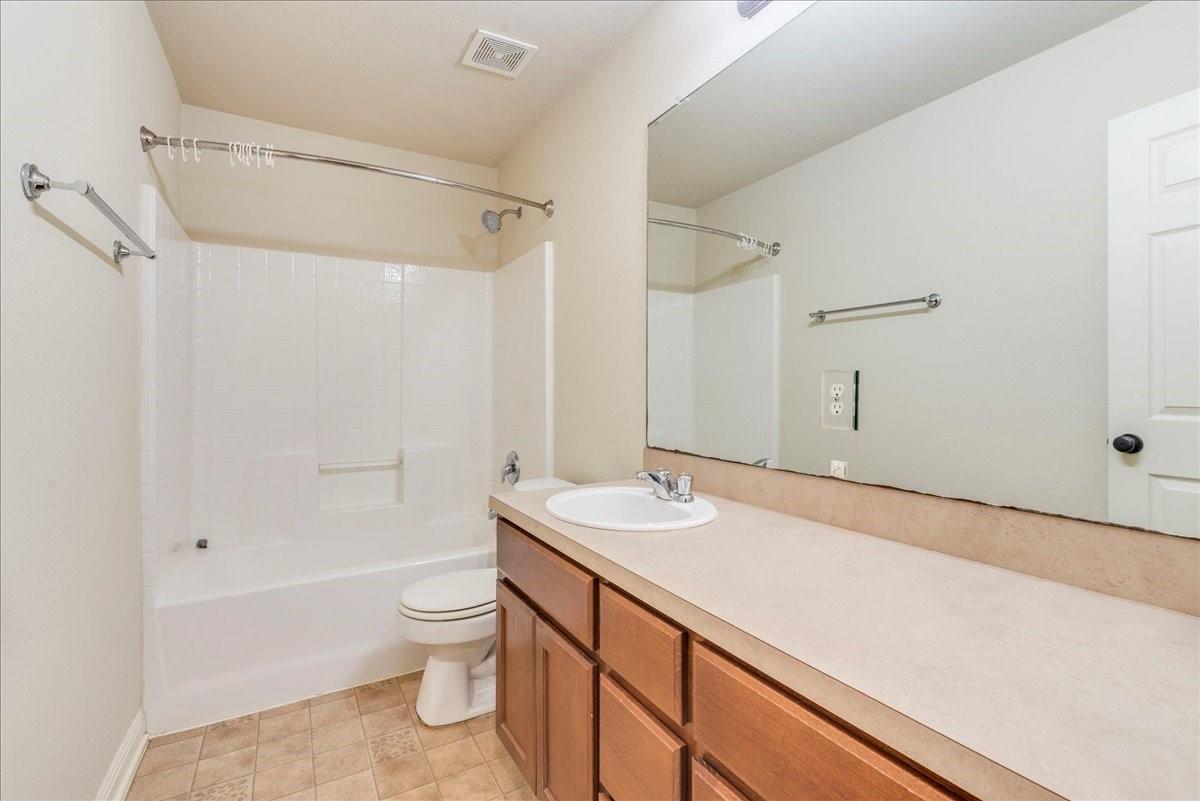 21506 Patton Ave Property Photo 21