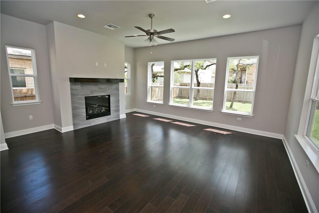 6709 Vitruvius Dr Property Photo 7