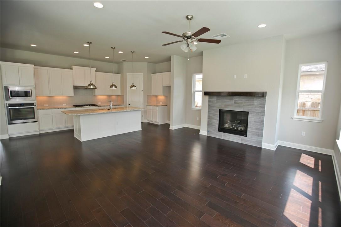 6709 Vitruvius Dr Property Photo 8