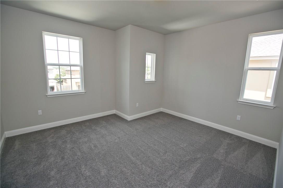 6709 Vitruvius Dr Property Photo 12