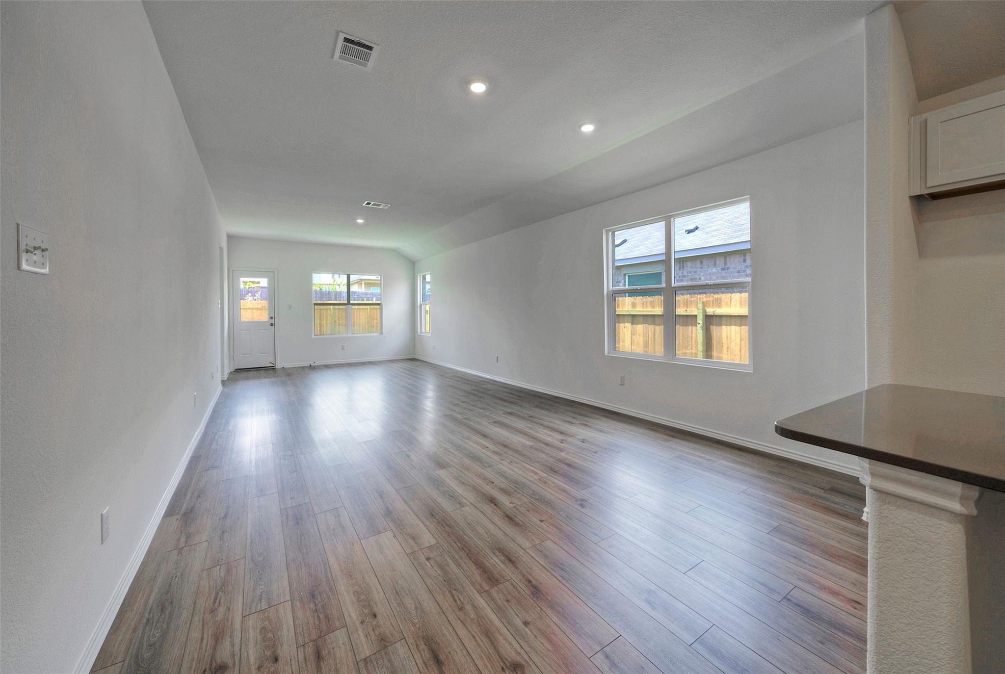 108 Montego St Property Photo 10