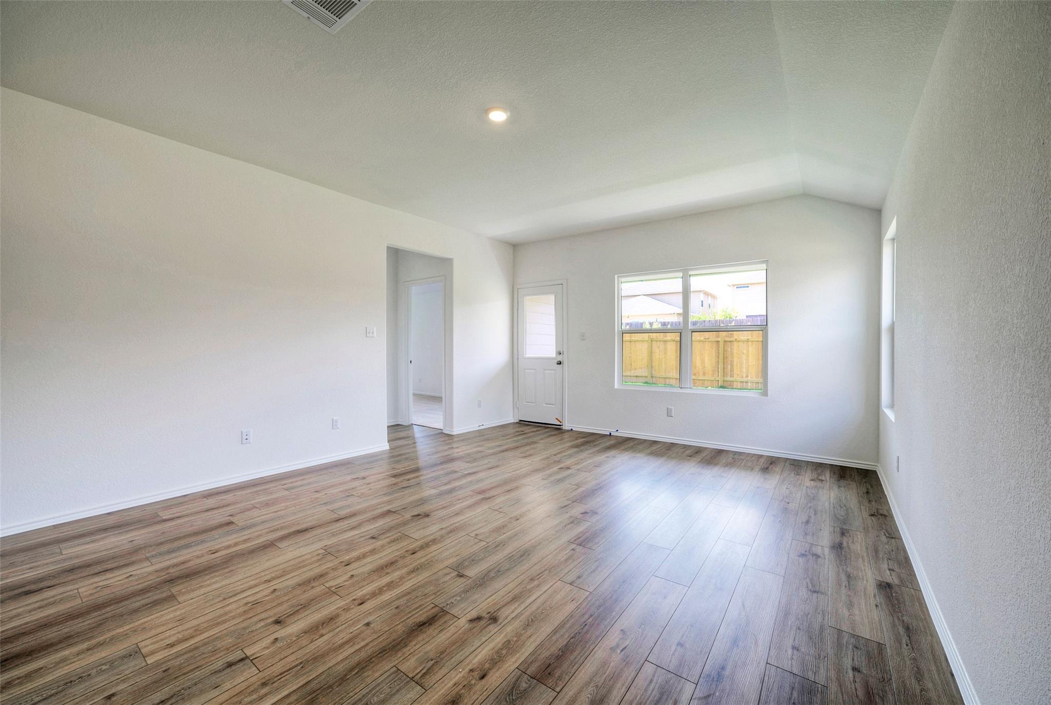 108 Montego St Property Photo 11