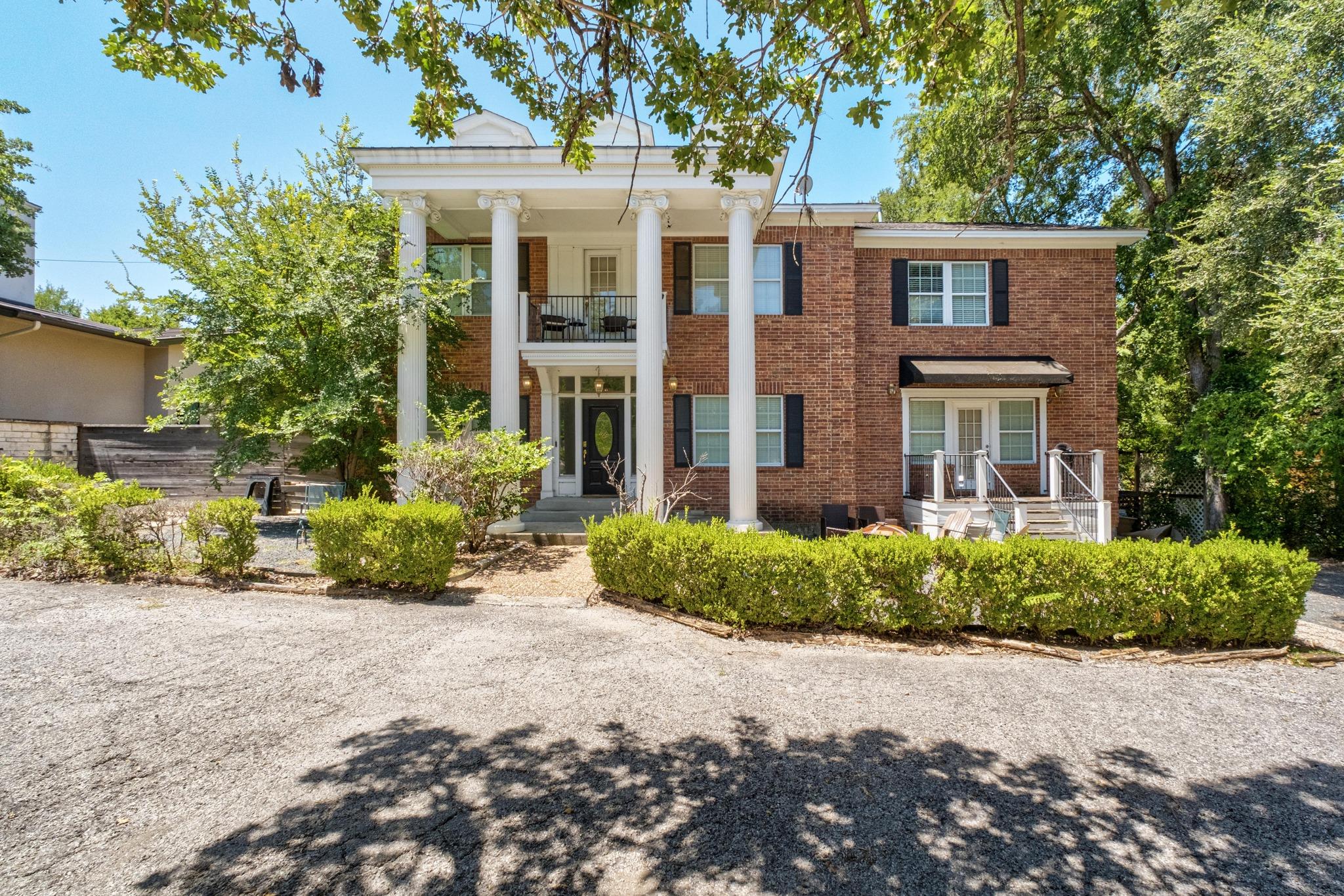 2413 Enfield Rd Property Photo