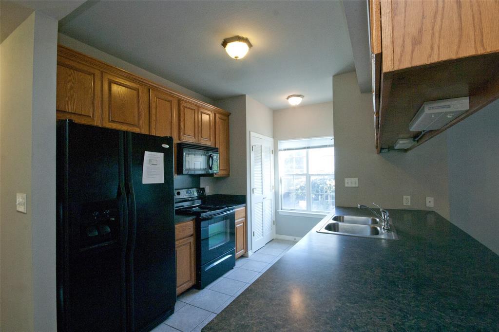 2410 Leon St #203 Property Photo 1