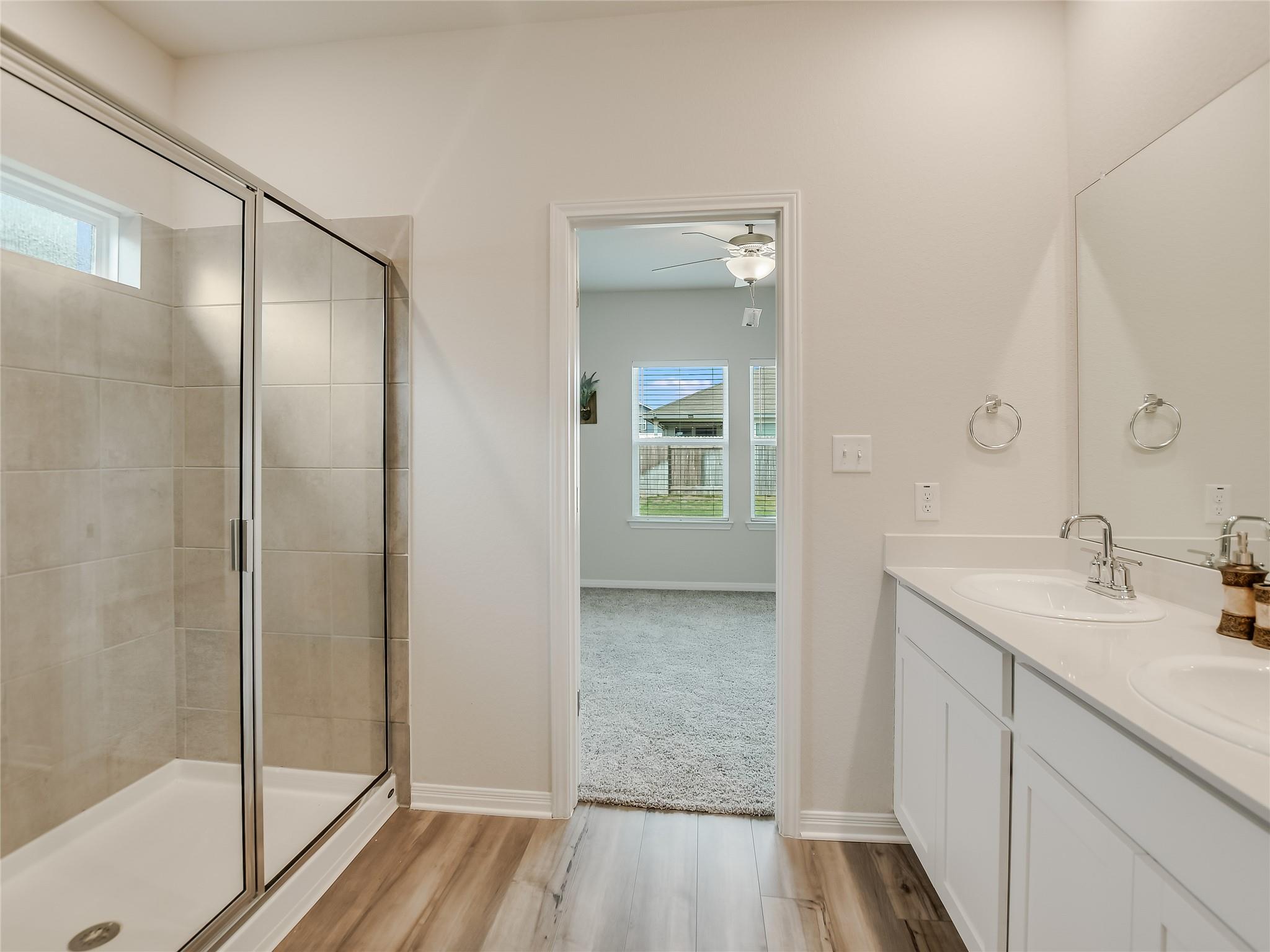 2818 Rustic Hills Dr Property Photo 16