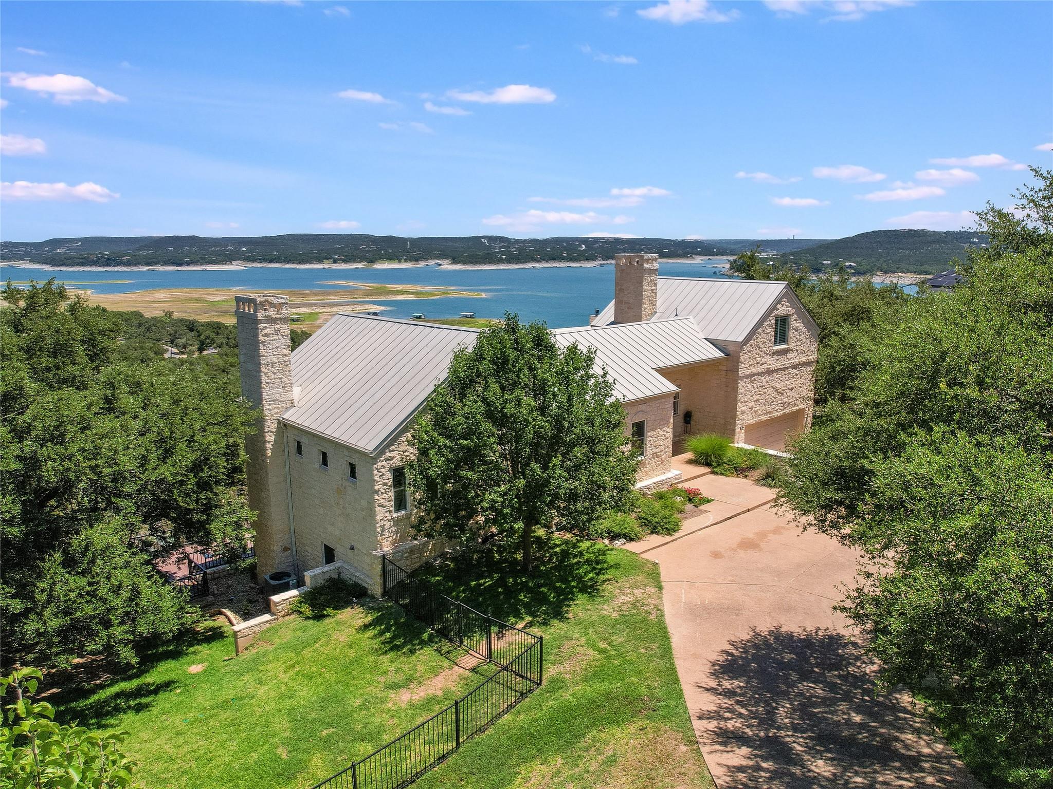 5111 McIntyre Cir Property Photo 1