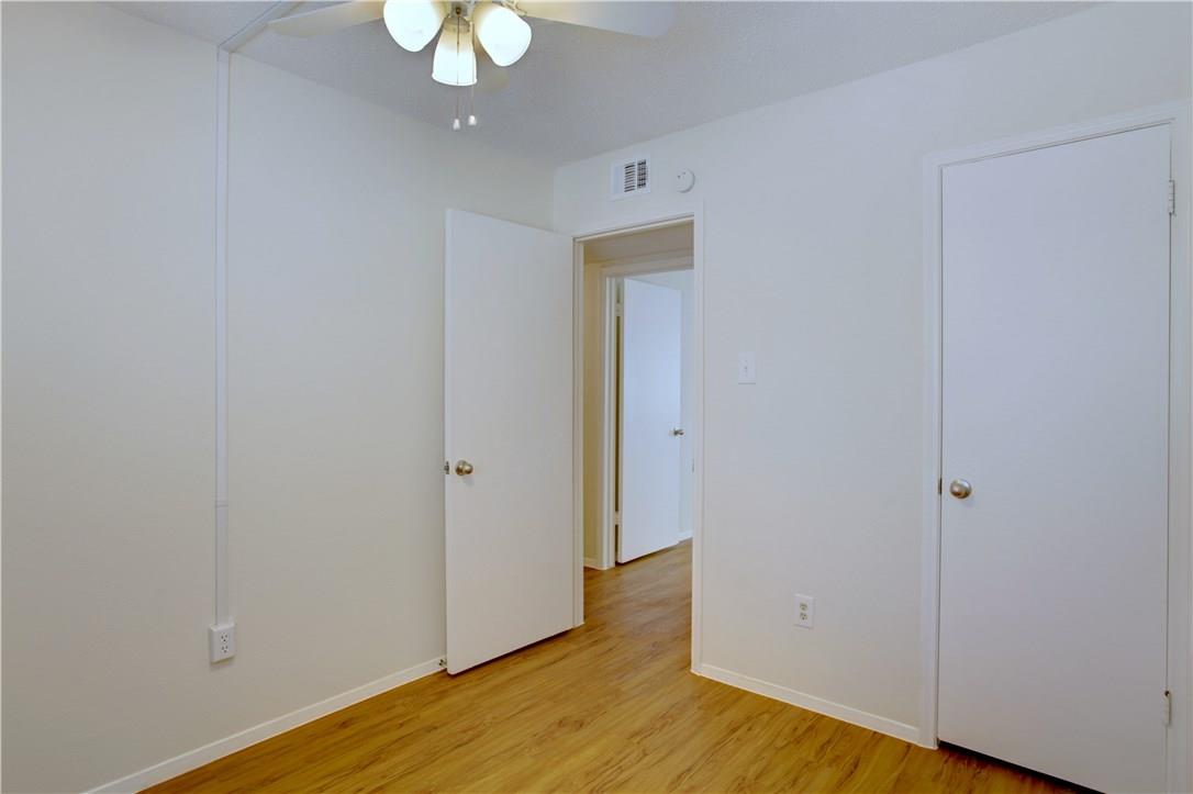 816 W North Loop Blvd ##111 Property Photo 10