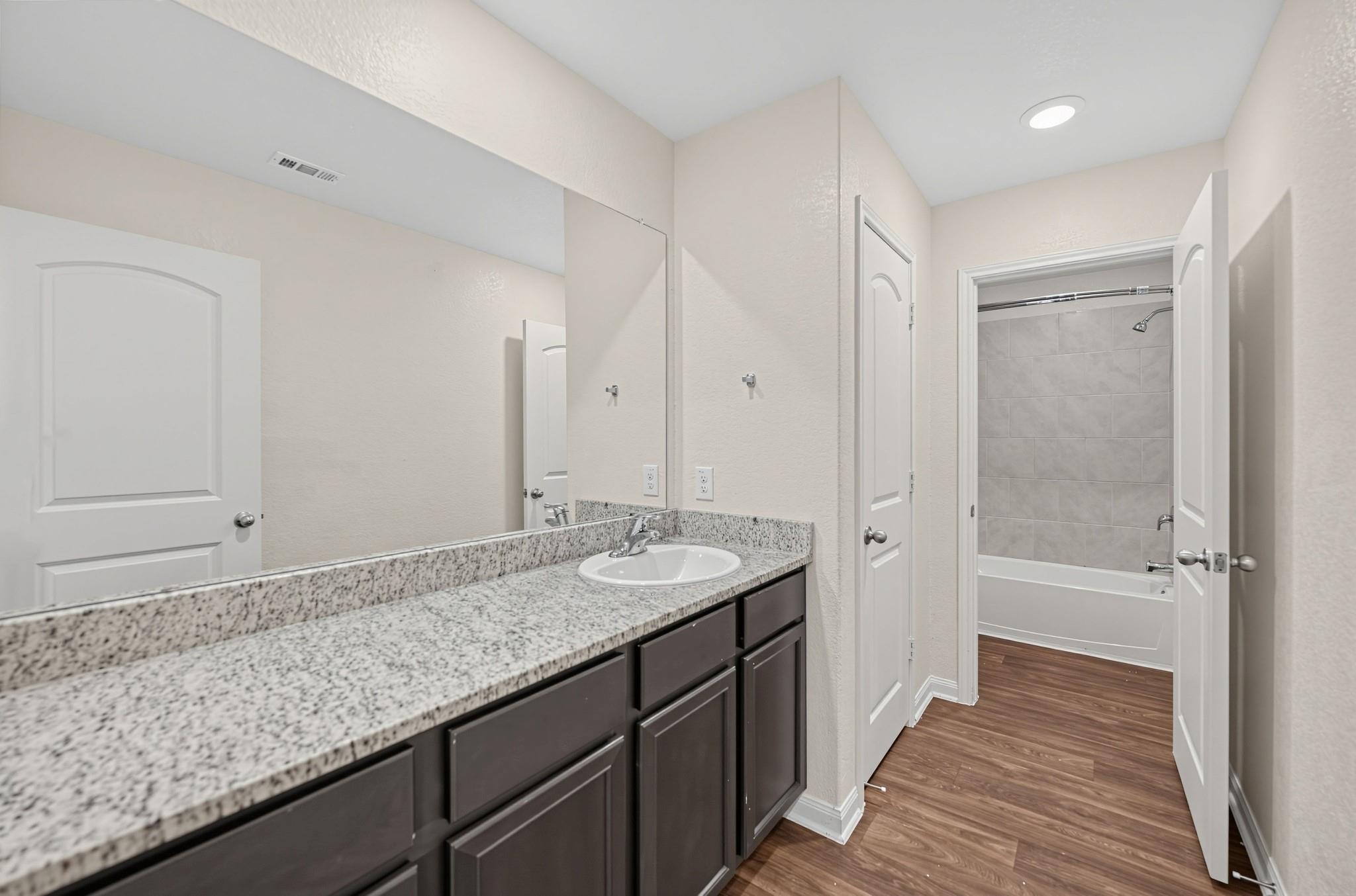 172 Allington Cir Property Photo 18