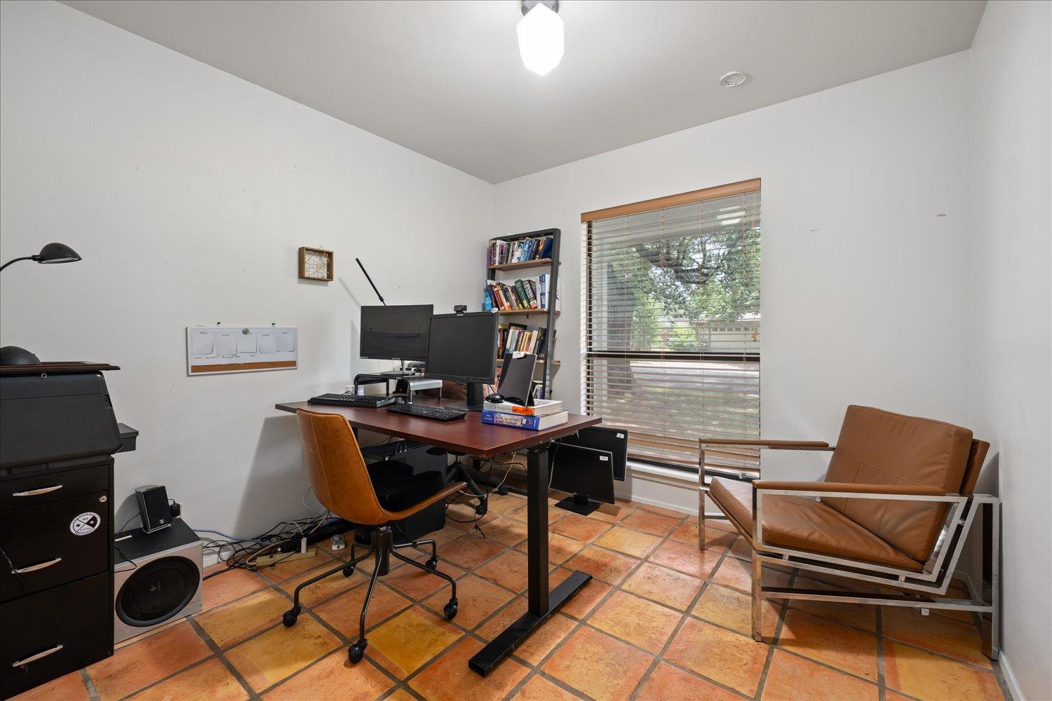 8102 Shadowood Dr Property Photo 17
