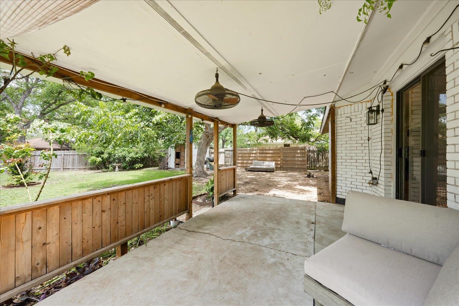 8102 Shadowood Dr Property Photo 19