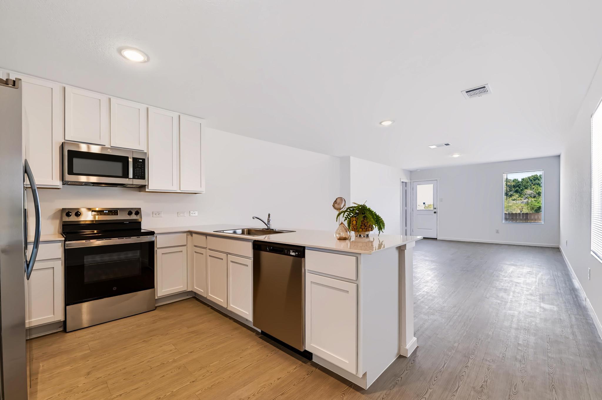202 Pastar Fls Property Photo 6
