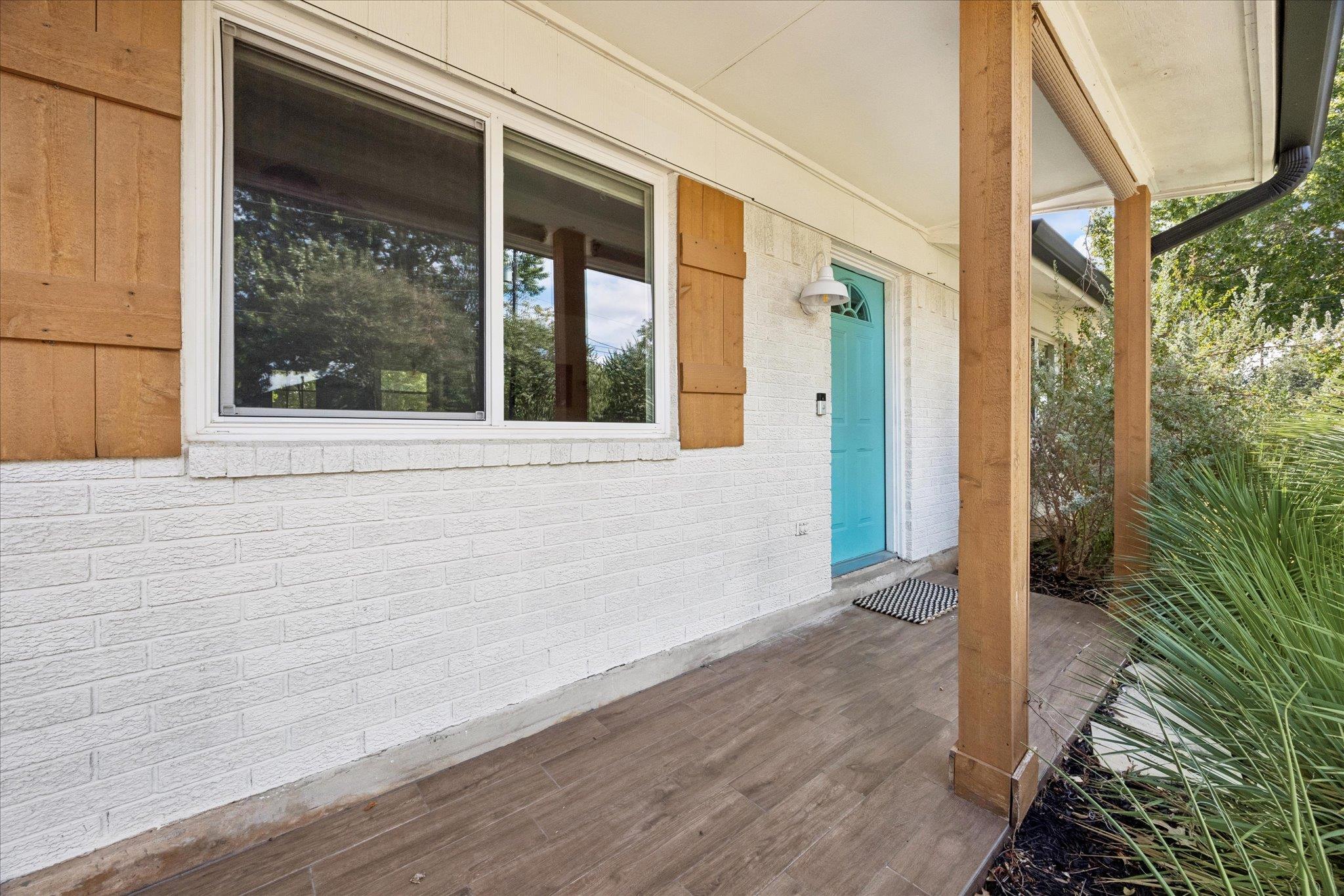 2205 Quail Meadow Dr Property Photo 2