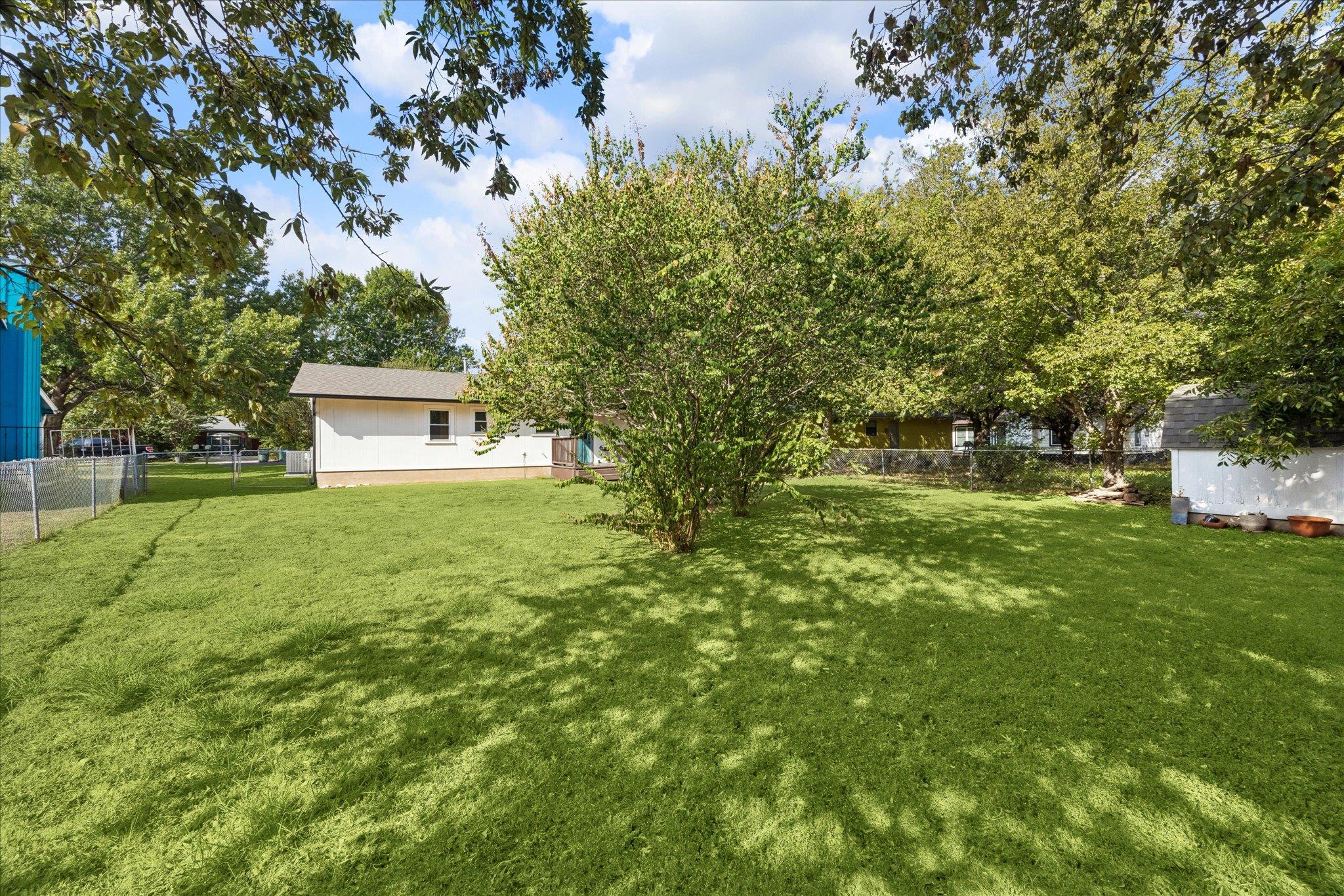 2205 Quail Meadow Dr Property Photo 18