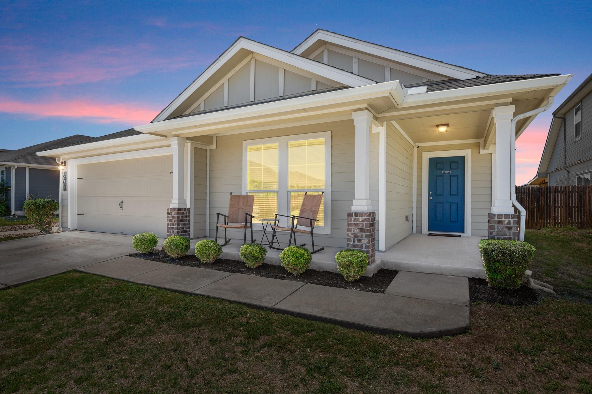 604 Nueces River Trl Property Photo 1