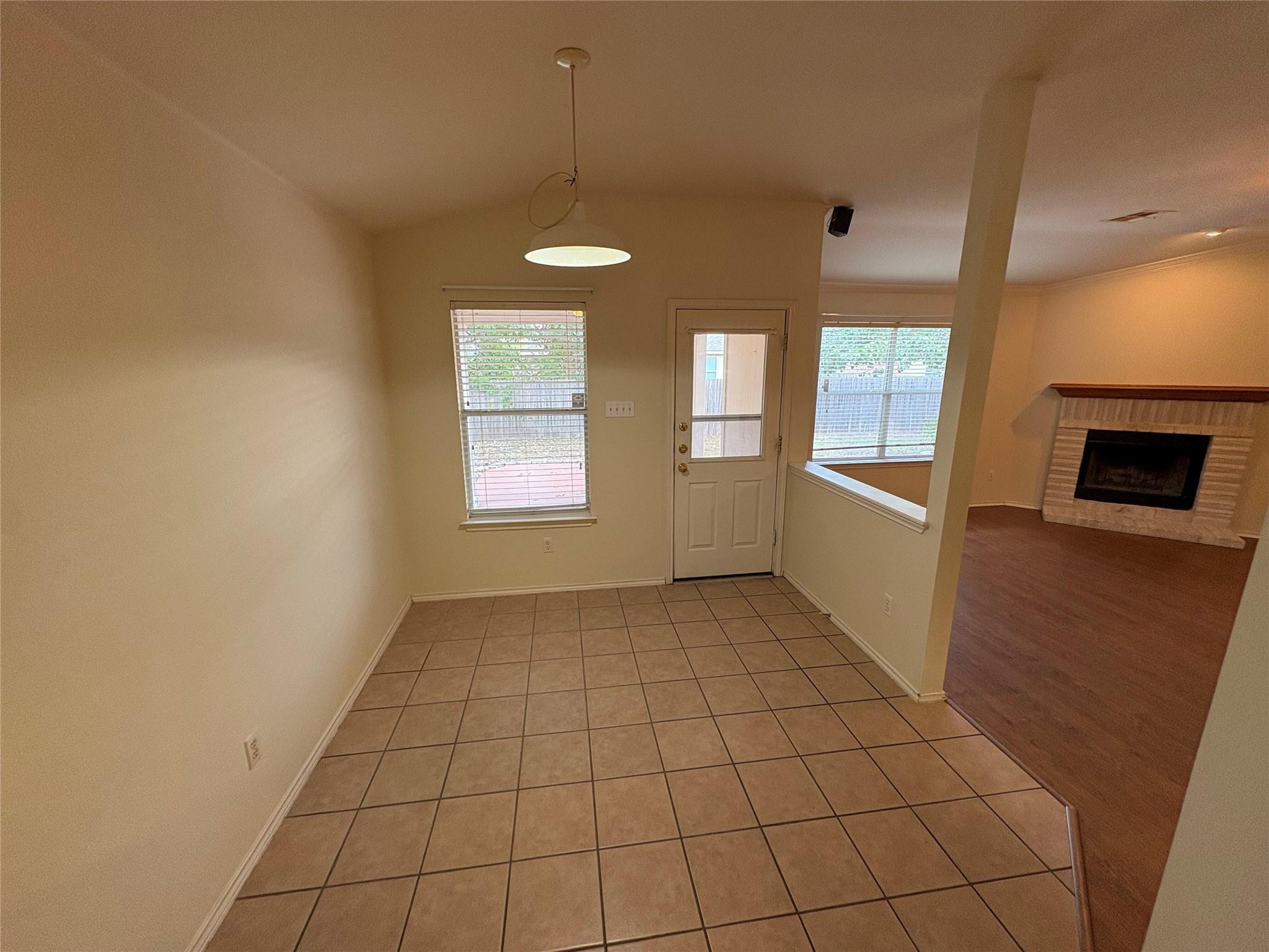 2100 Mir Woods Dr Property Photo 9