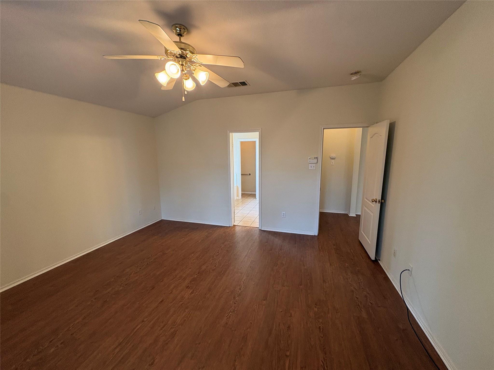 2100 Mir Woods Dr Property Photo 15