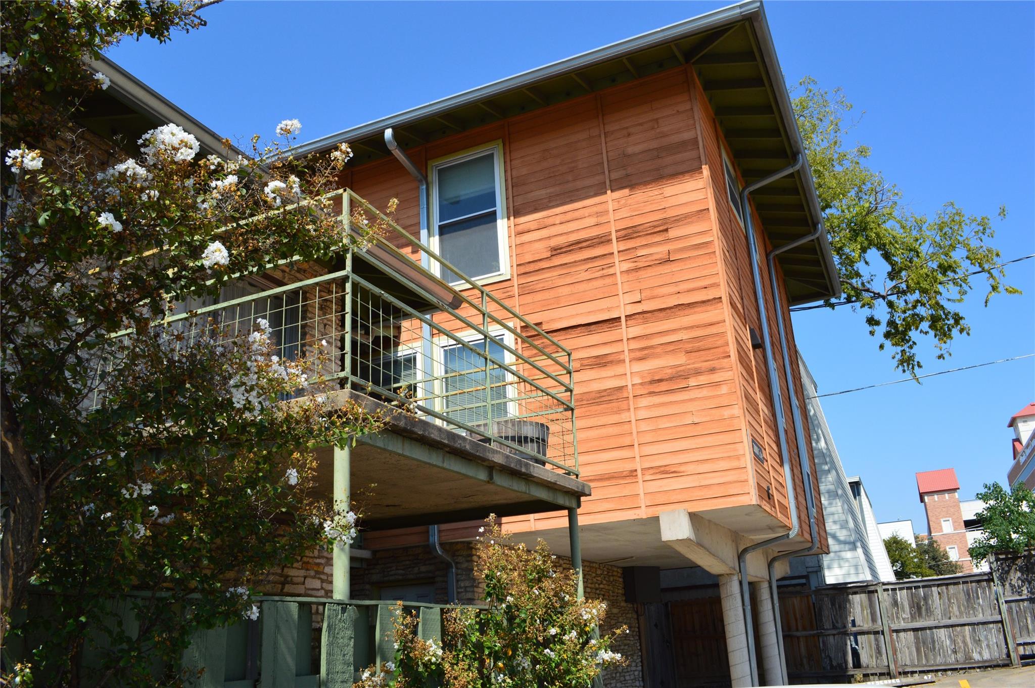 2800 Cole ST 212C Property Photo 1