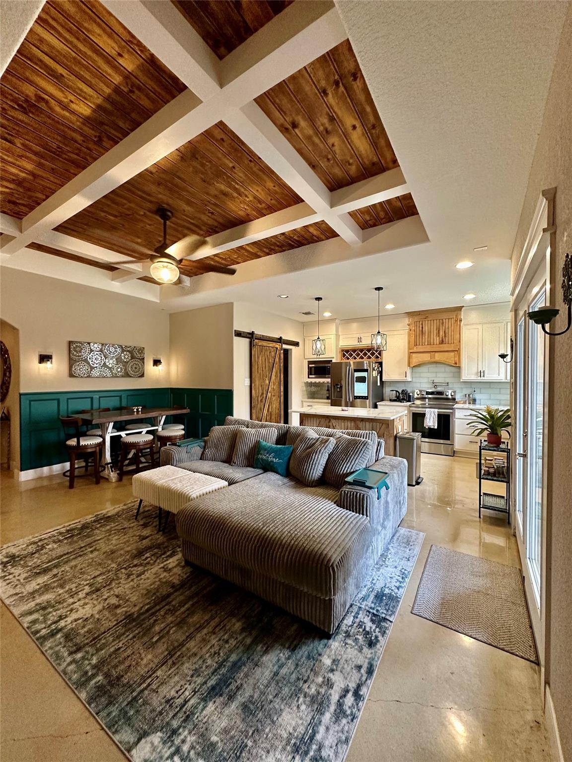 7090978 Property Photo 20