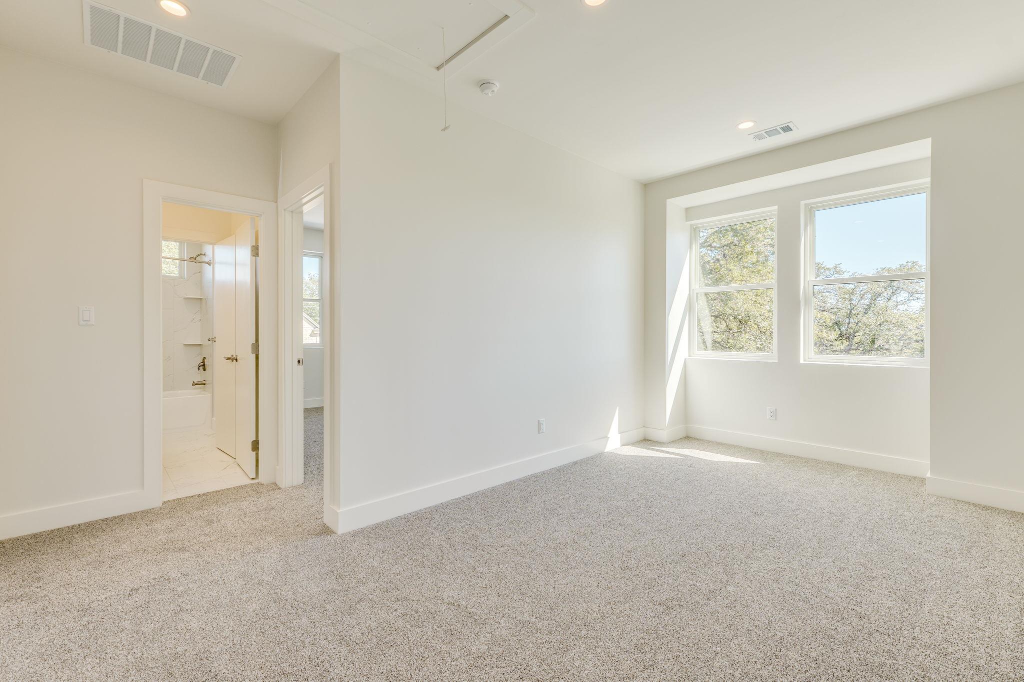 3014 Brass Buttons Trl Property Photo 31