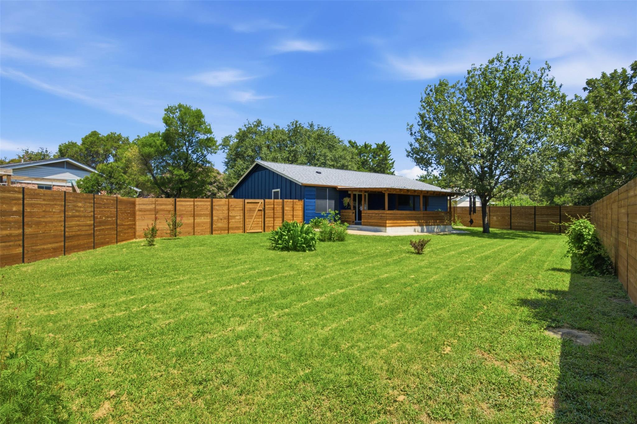 5403 Village Way Ct Property Photo 3