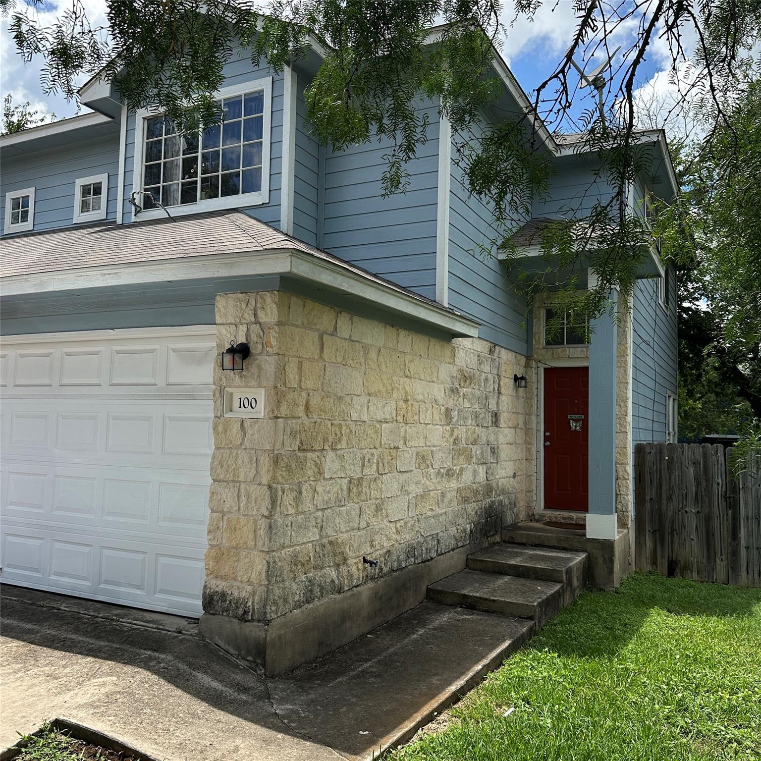 100 Cedargrove None Property Photo 1