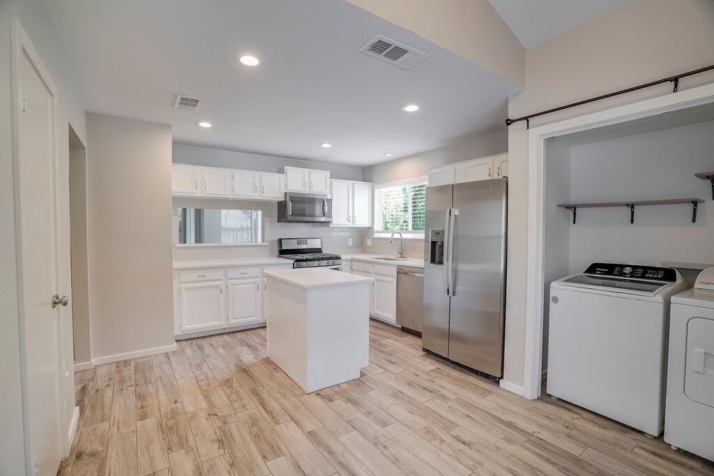 6306 Weeks Cv Property Photo 4