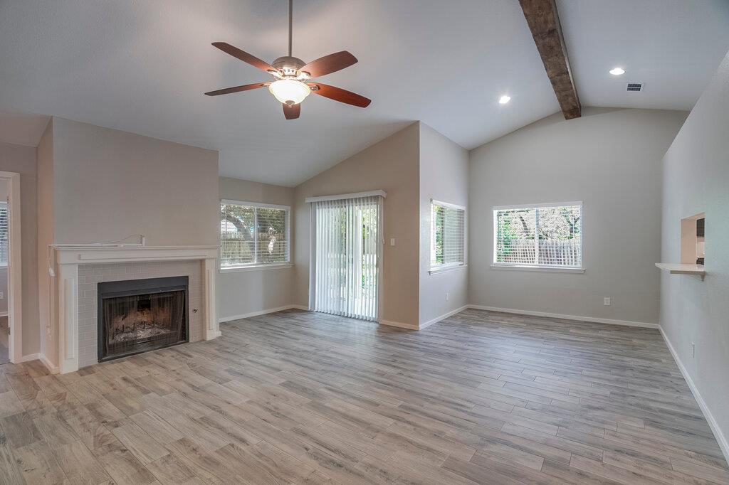 6306 Weeks Cv Property Photo 8