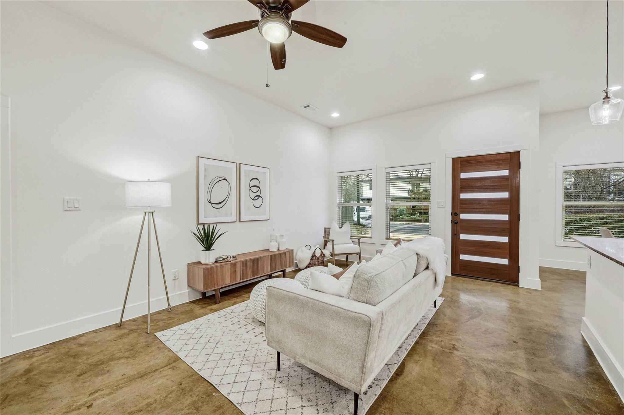 2913 Govalle Ave A Property Photo 4