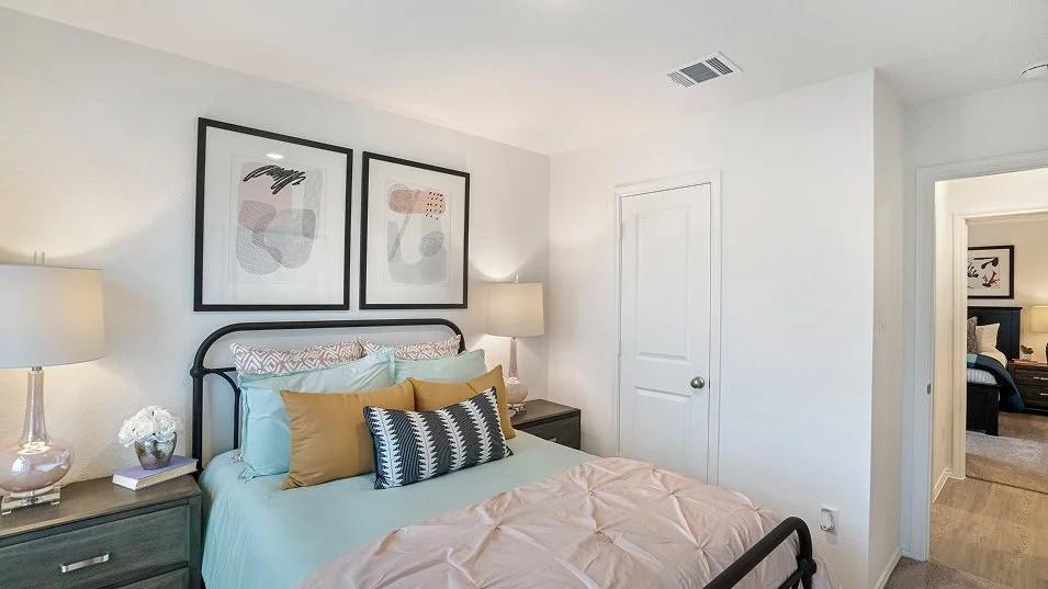 222 Streaking Star Dr Property Photo 4