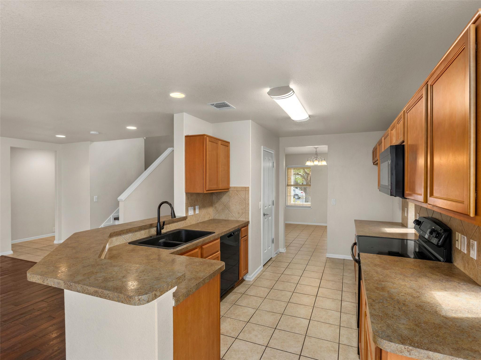348 King Elder Ln Property Photo 13