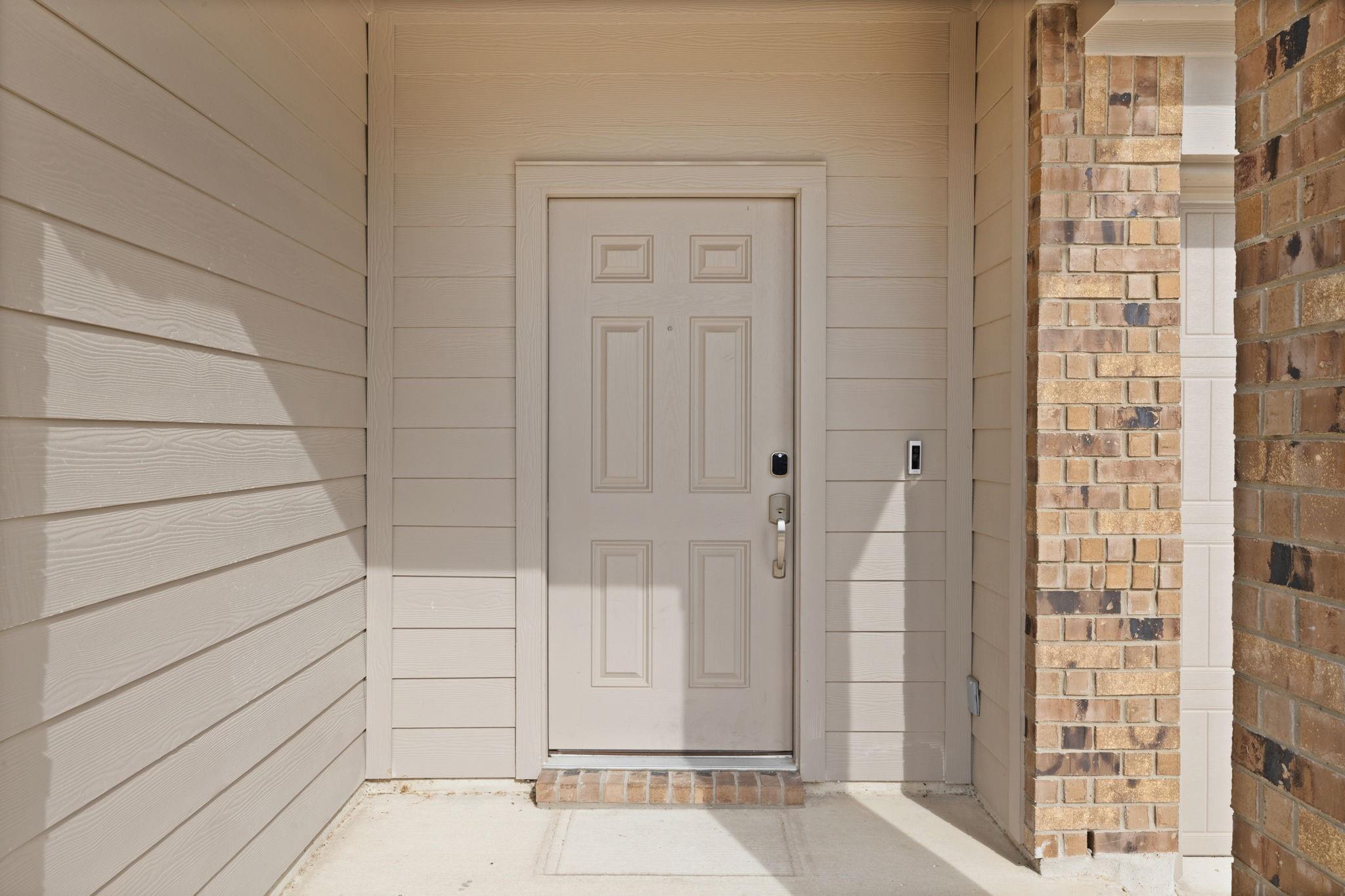 705 Bluejack Way Property Photo 2