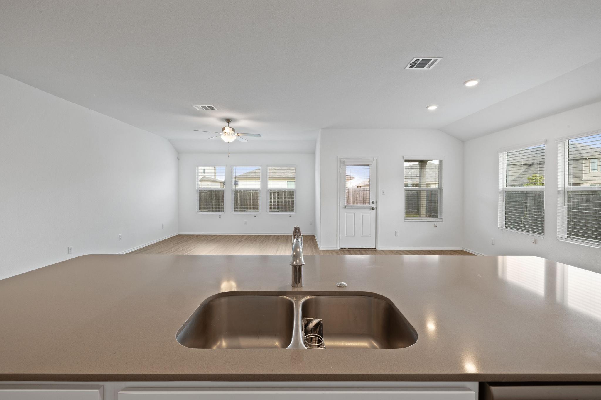 705 Bluejack Way Property Photo 18