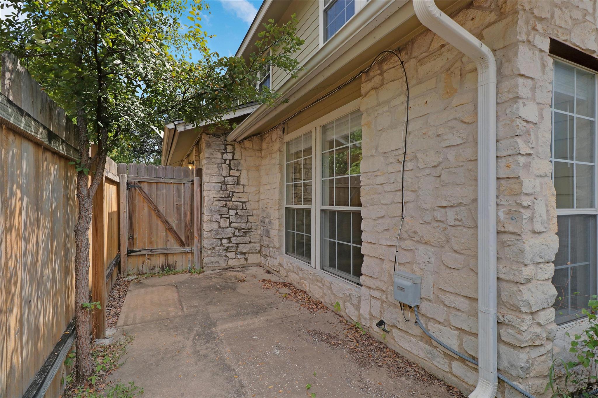 1501 Camp Craft Rd #a Property Photo 11