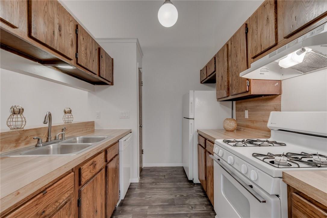 11405 Walnut Ridge Dr #unit B Property Photo 8