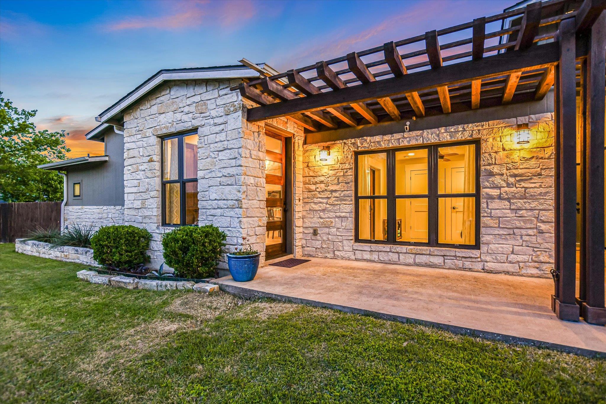 O Henry Real Estate Listings Main Image