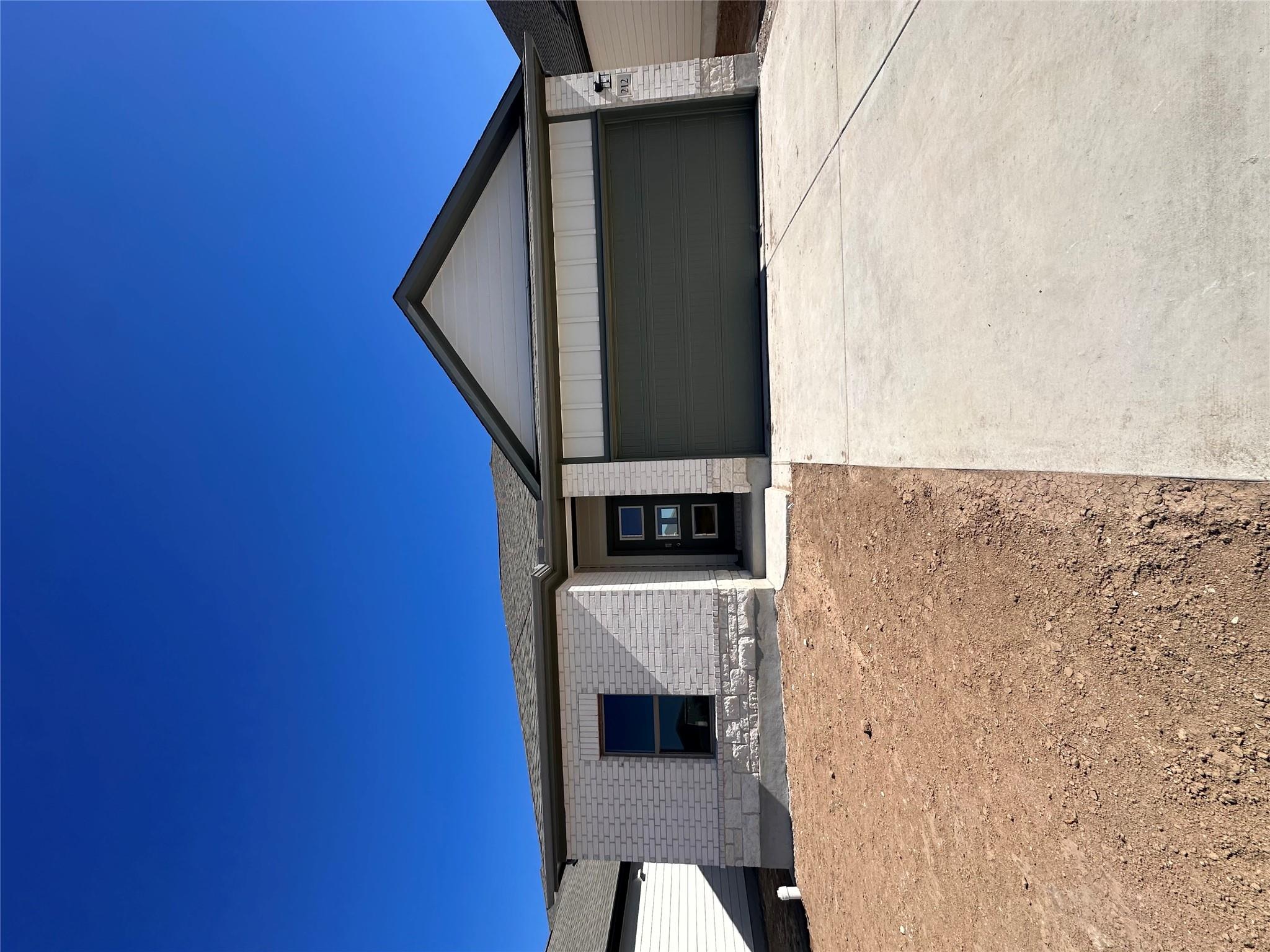 212 Lazy Lizzy Rd Property Photo 1