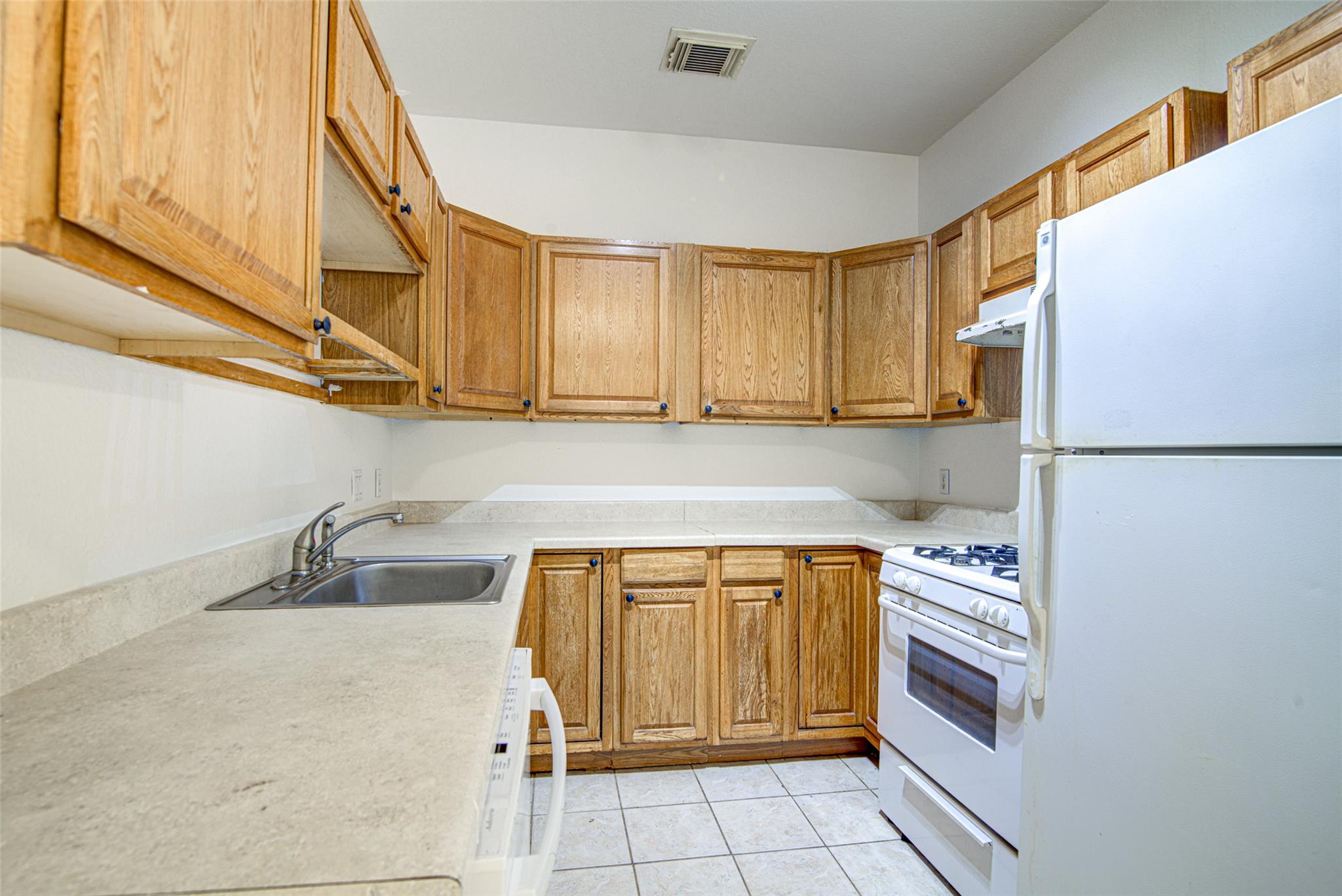 4605 Ribbecke Ave Property Photo 10