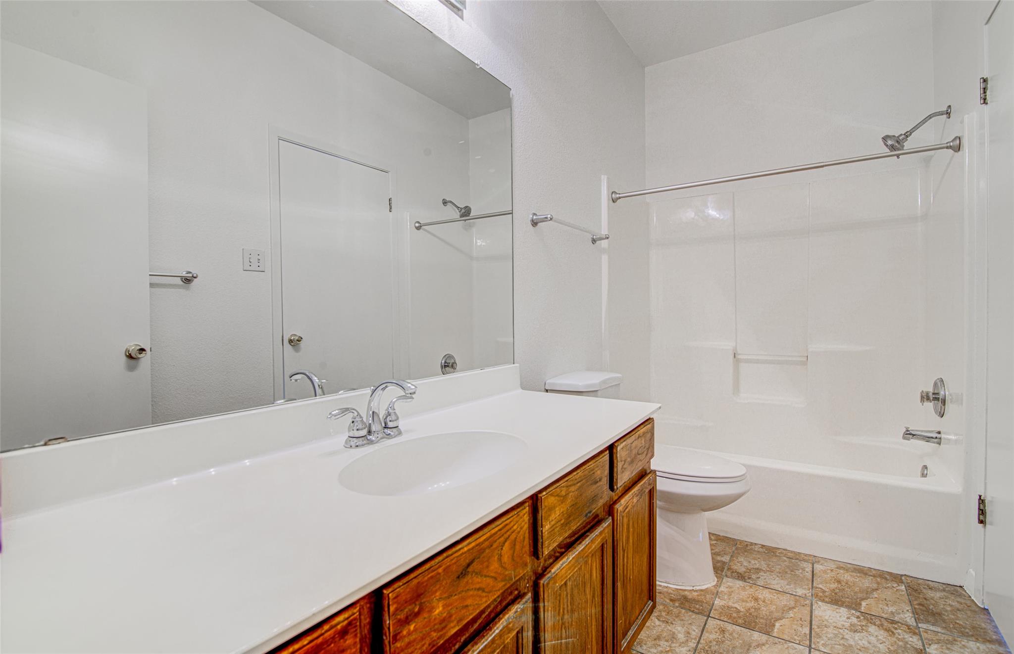 4605 Ribbecke Ave Property Photo 13